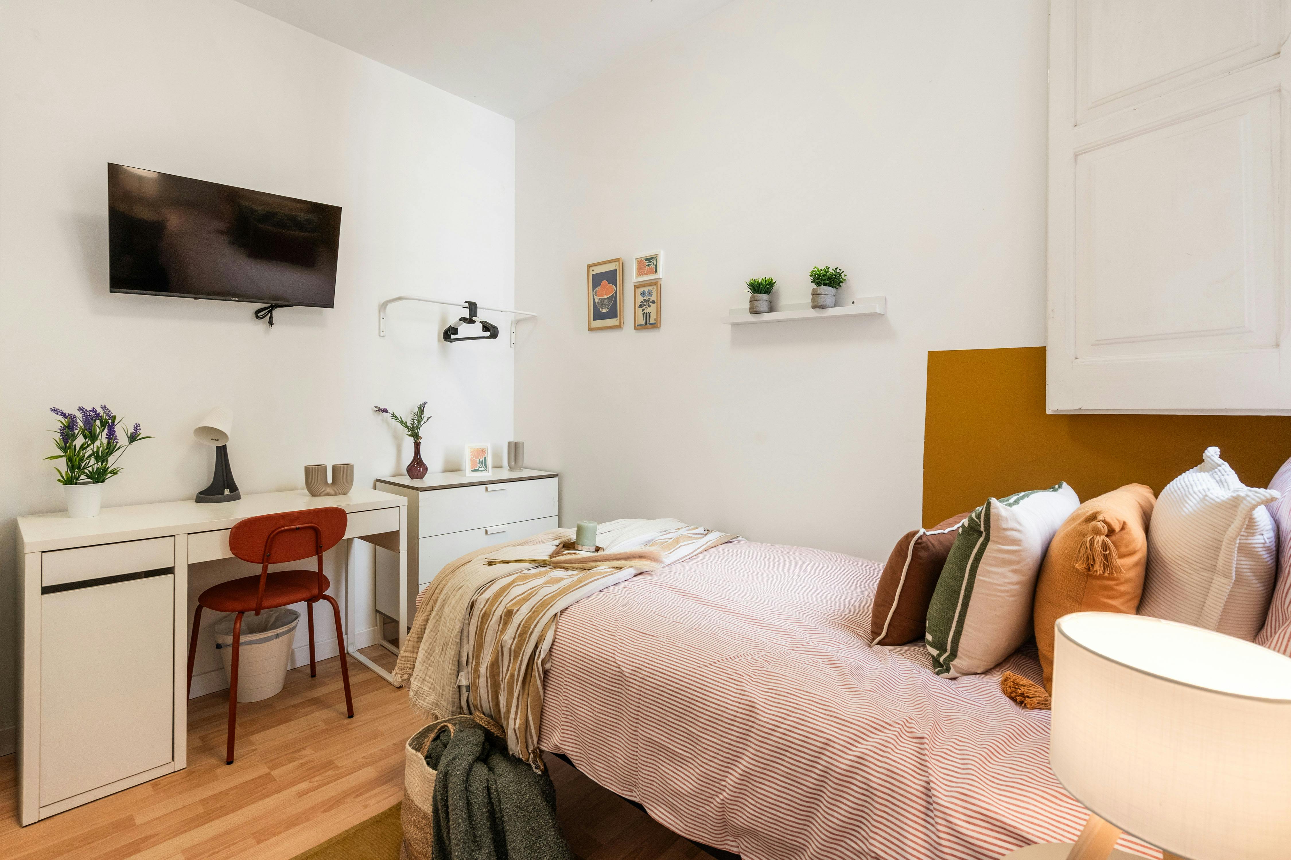 Carrer de Cardó, Barcelona preview