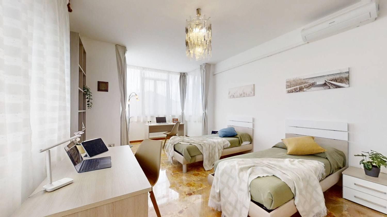 WG-Zimmer zu mieten für 470 € pro Monat in Padova, Via Vittorio Alfieri