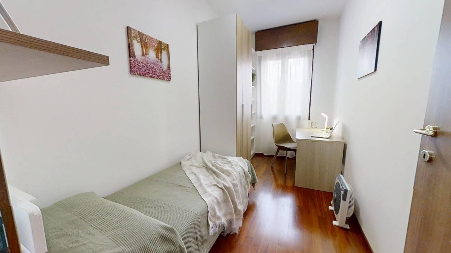 Private room for rent for €330 per month in Padova, Via Vittorio Alfieri