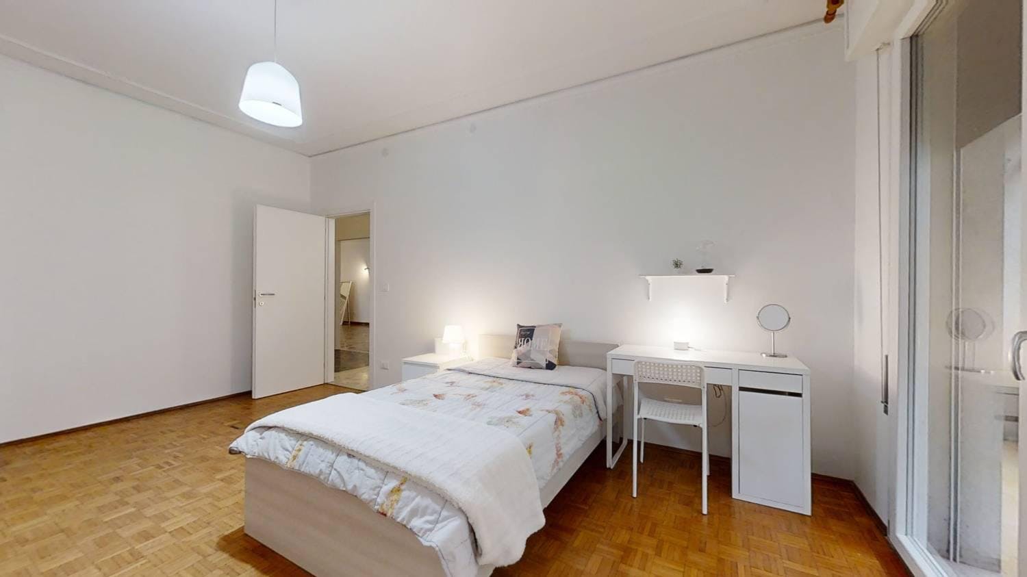 Private room in Viale Giuseppe Garibaldi, Venice (1717275) room image 1