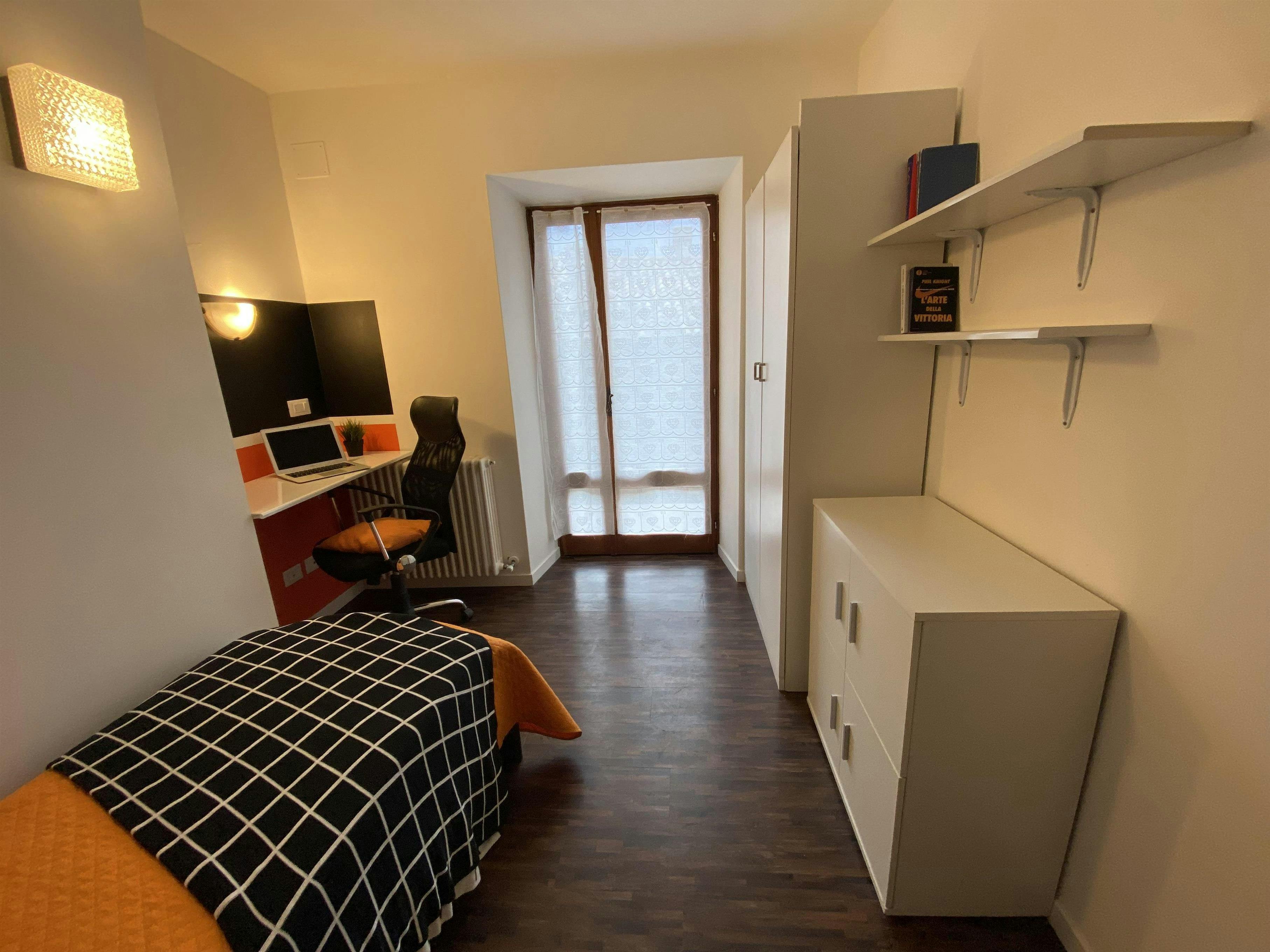 Private room in Via S. Maria, Rovereto (1717487) room image 2