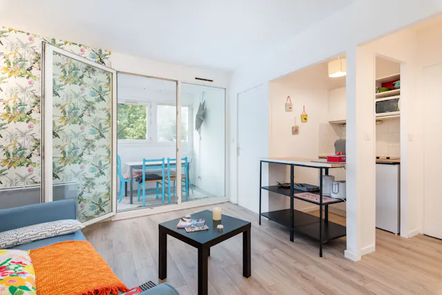 1-Bedroom Apartment in Avenue Berthelot, Lyon (1717546) room image 1