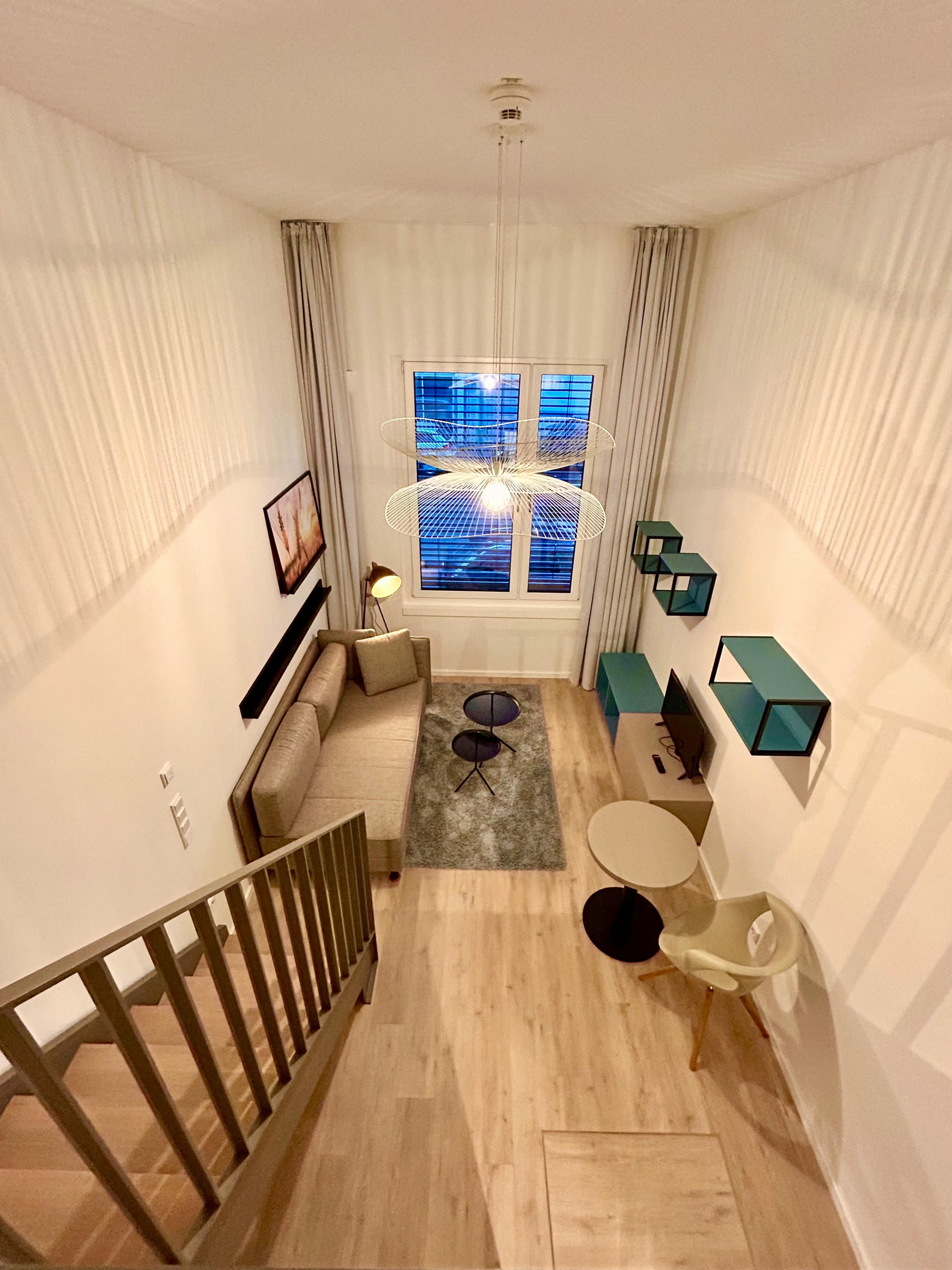 Apartment for rent for €1,690 per month in Frankfurt am Main, Kleyerstraße