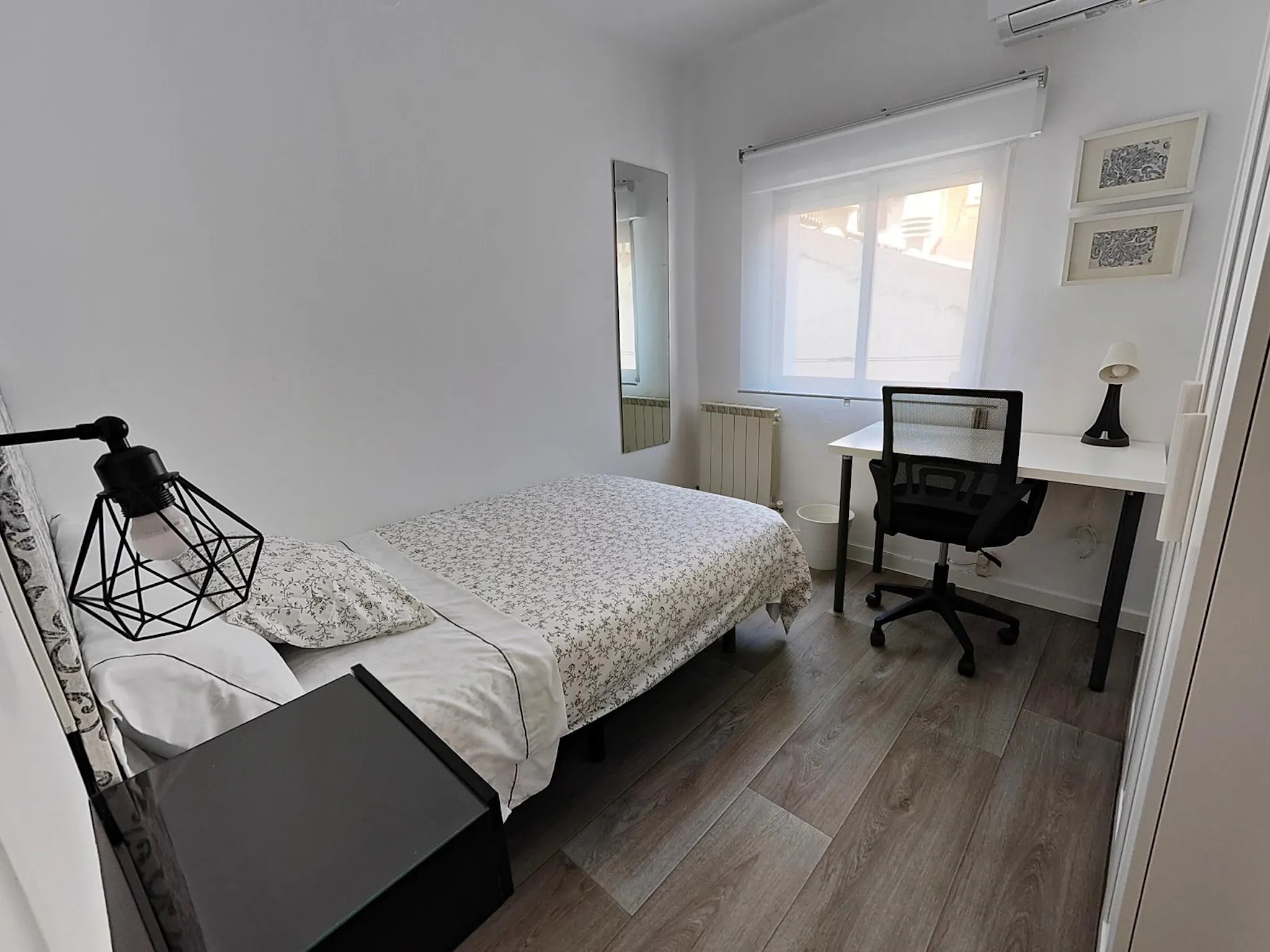 Calle de Cayetano Pando, Madrid preview