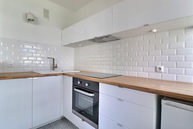 1-Bedroom Apartment in Rue Vauvenargues, Paris (1717725) room image 2