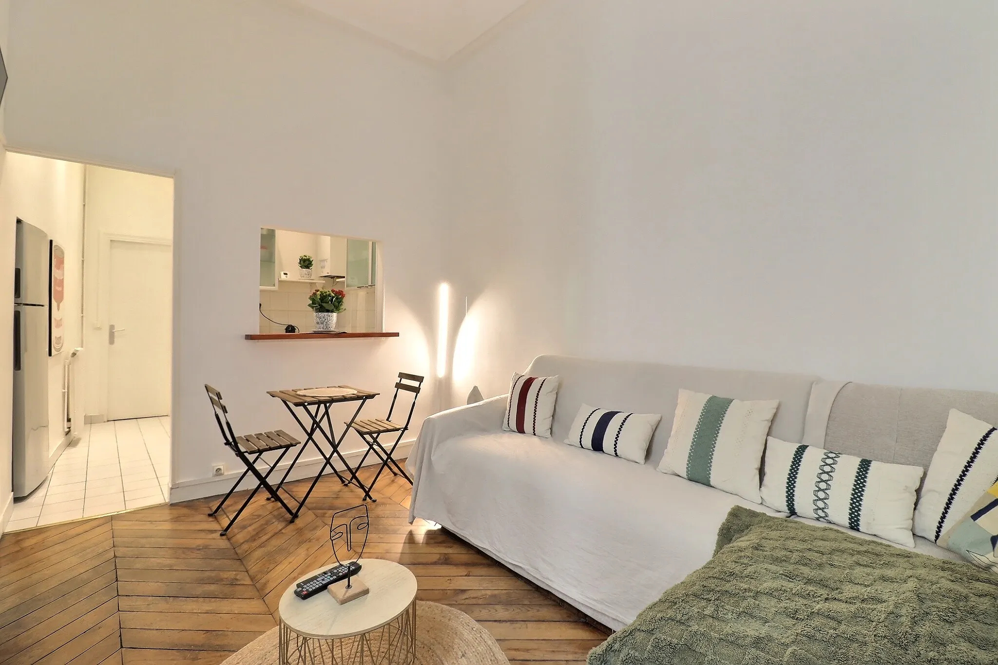 1-Bedroom Apartment in Rue Ruhmkorff, Paris (1717737) ROOM 2