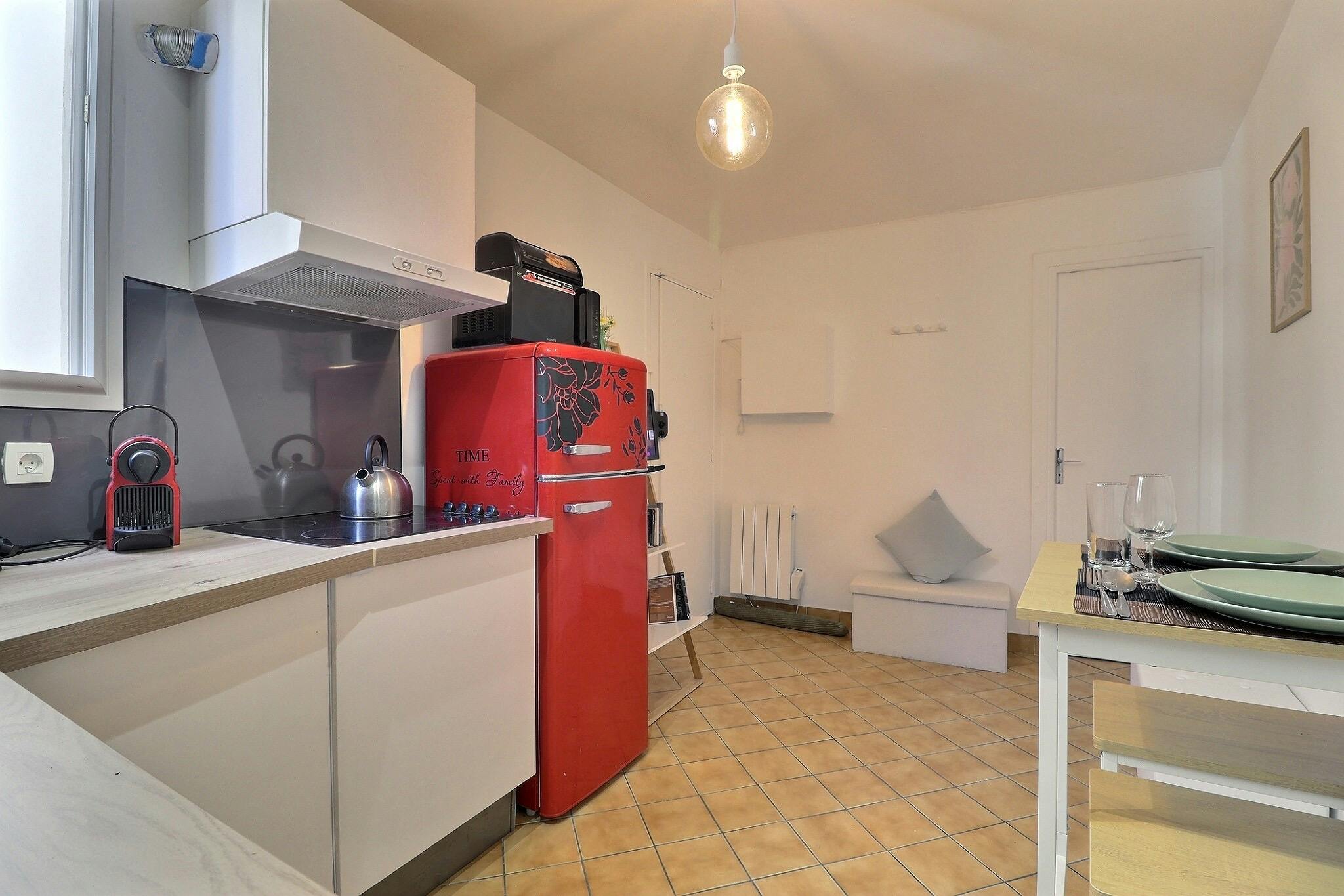 1-Bedroom Apartment in Rue de Montreuil, Vincennes (1717738) ROOM 3