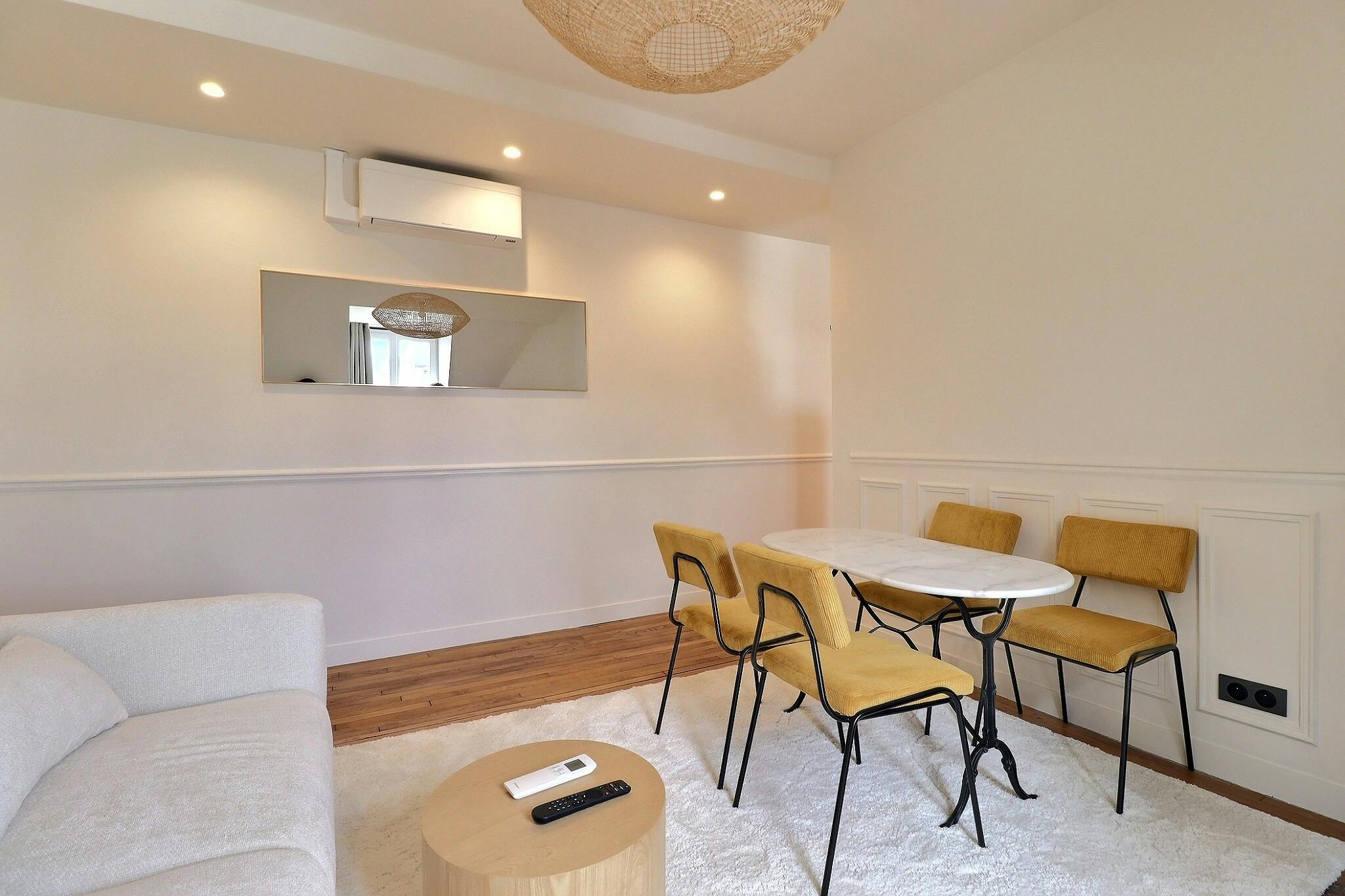 1-Bedroom Apartment in Rue Froment, Paris (1717744) ROOM 2