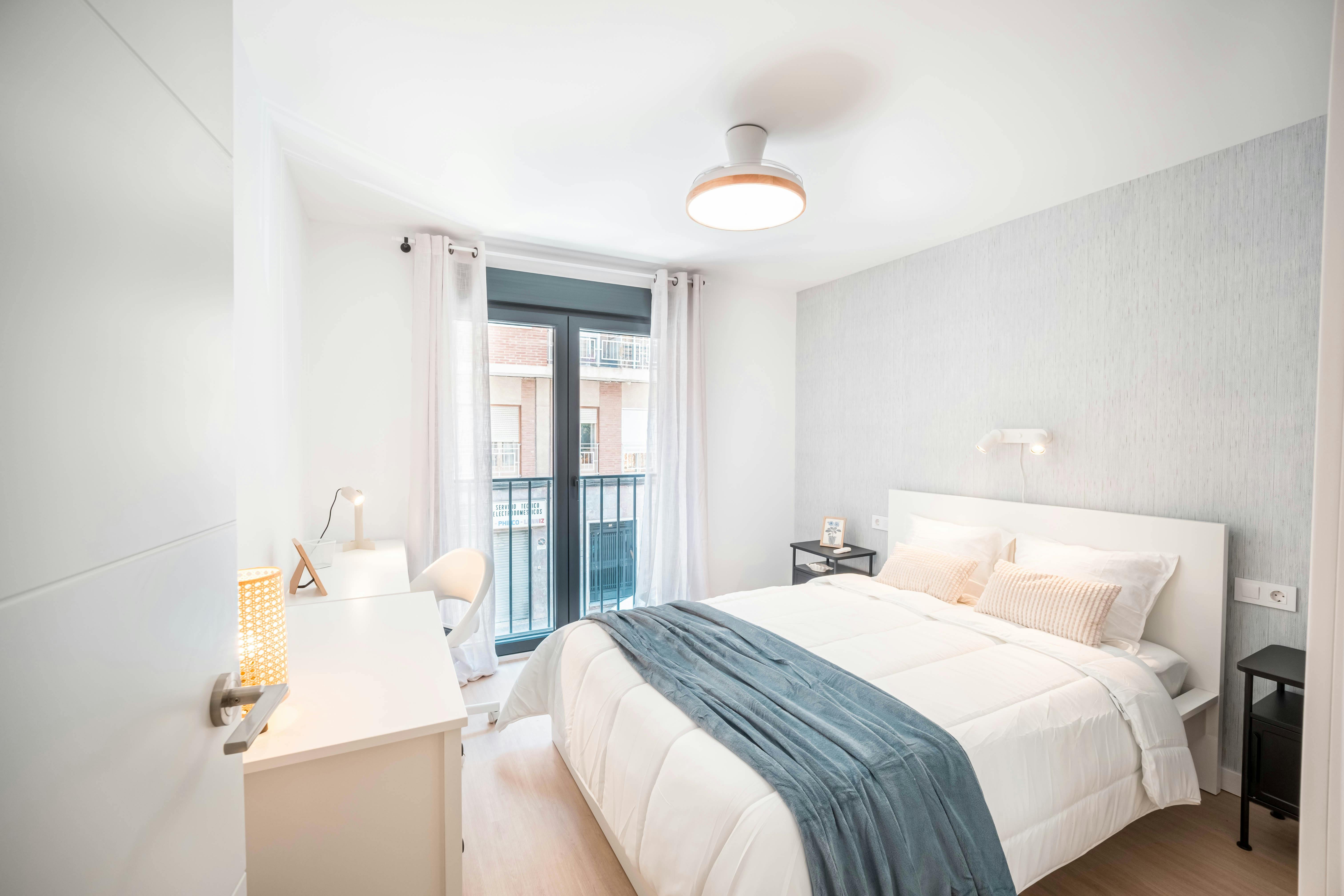 Apartament de închiriat pentru 880 EUR pe lună în Elche, Carrer del Capità Baltasar Tristany