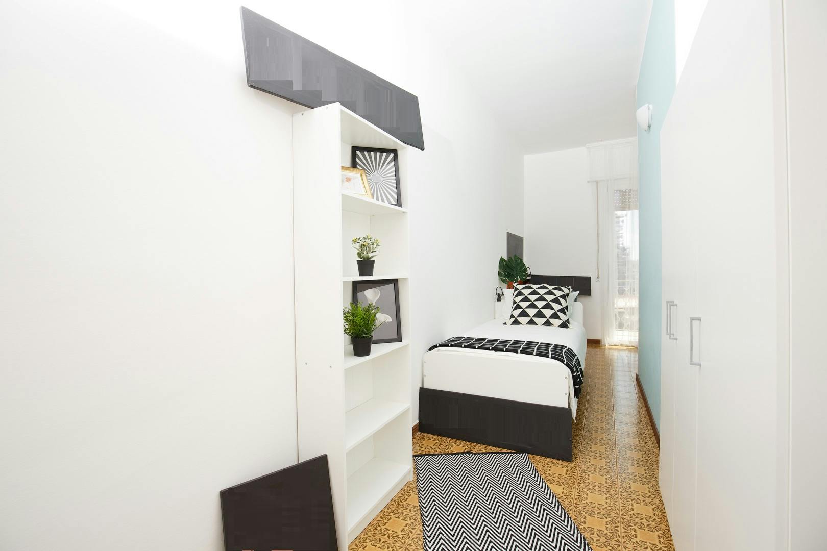 Private room in Via Aurelio Saffi, Rimini (1717836) room image 1