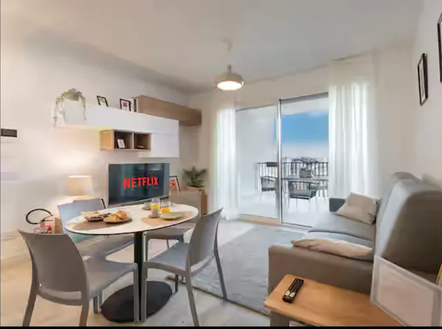 1-Bedroom Apartment in Via Giampietro Lucini, Milan (1717853) room image 1