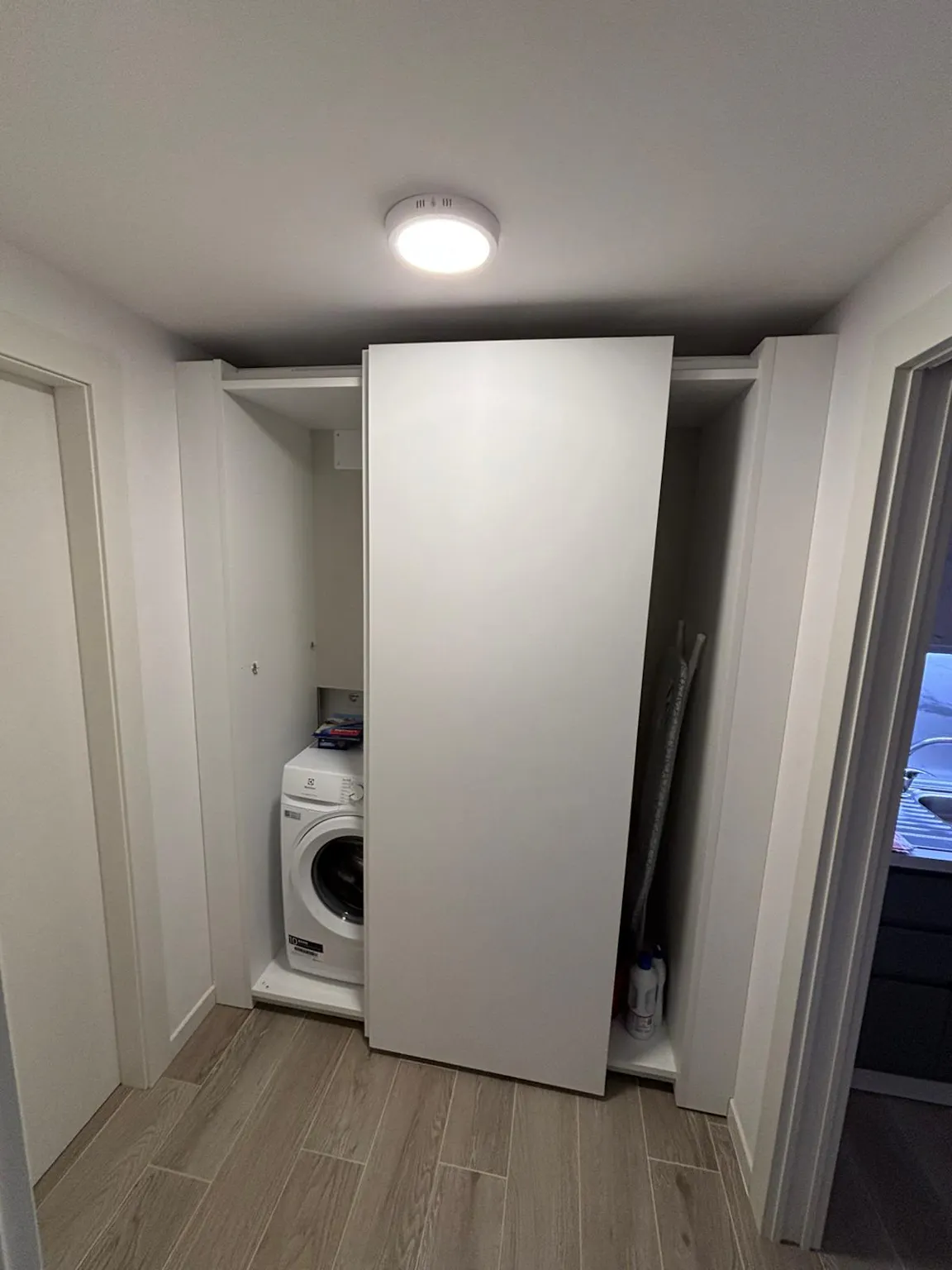 1-Bedroom Apartment in Via Giampietro Lucini, Milan (1717853) ROOM 3