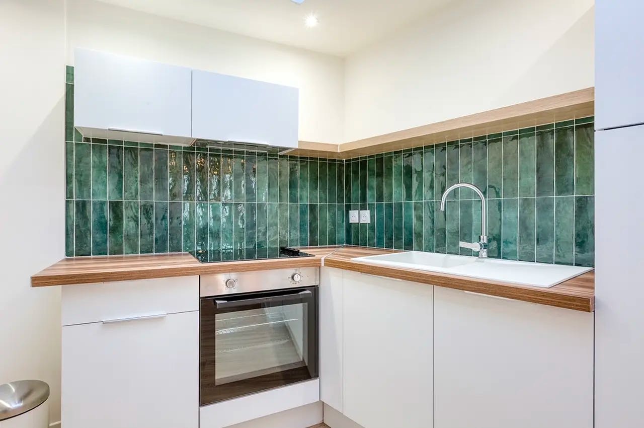2-Bedroom Apartment in Rue d'Artois, Lille (1717894) ROOM 1