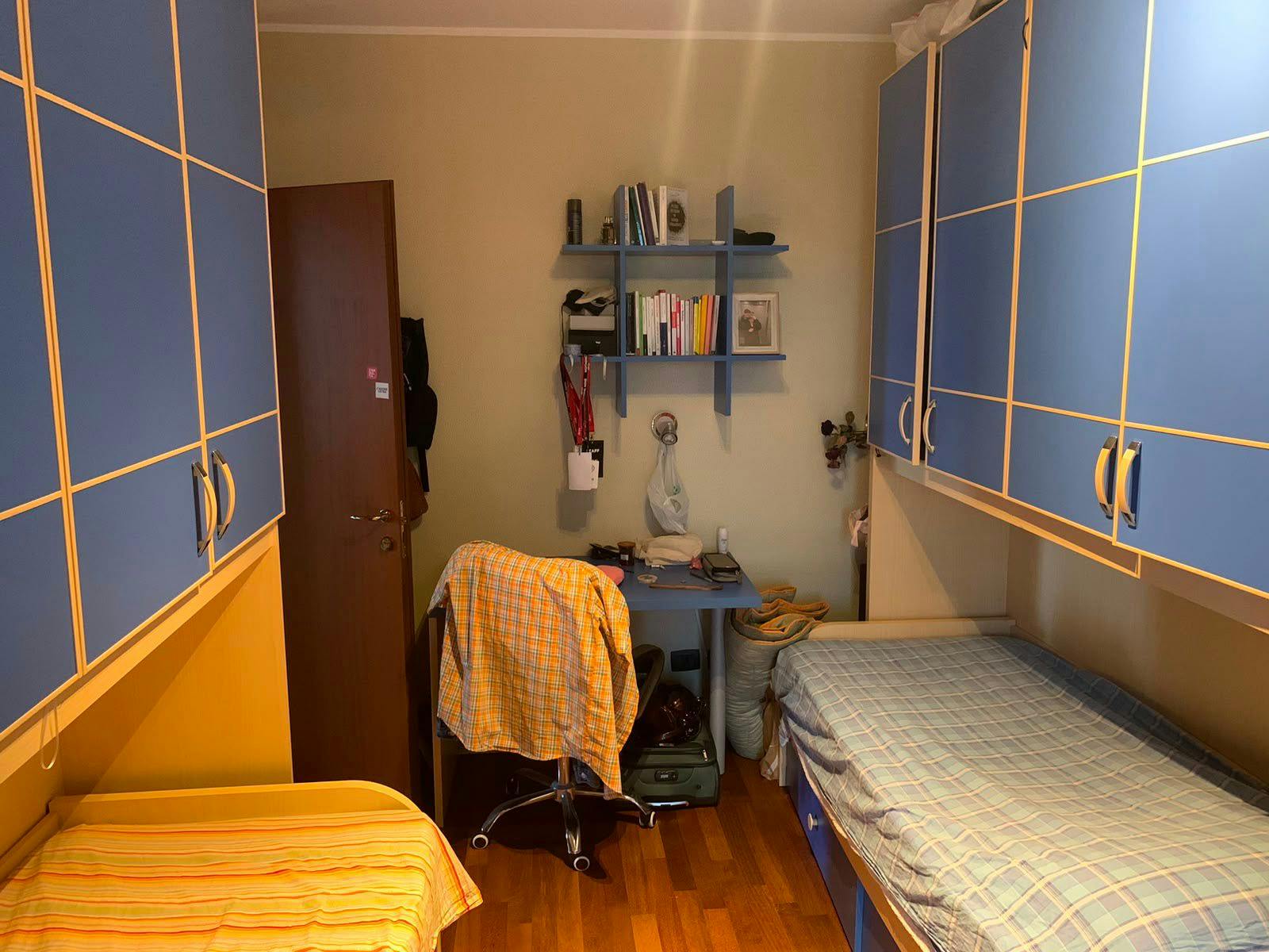 Chambre partagée à louer pour 490 €/mois à Cerro Maggiore, Via Adamello