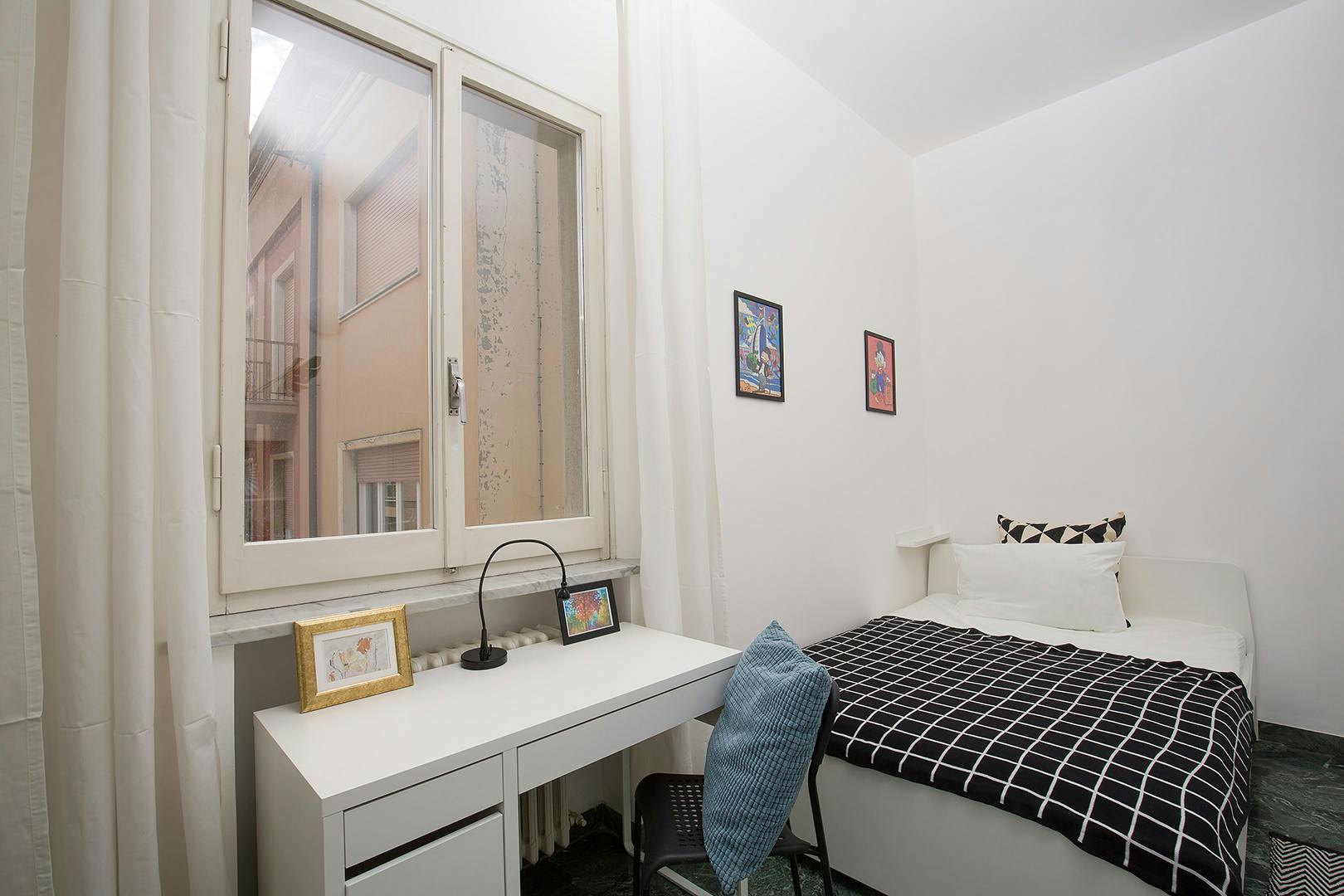 Private room in Corso d'Augusto, Rimini (1717959) room image 2