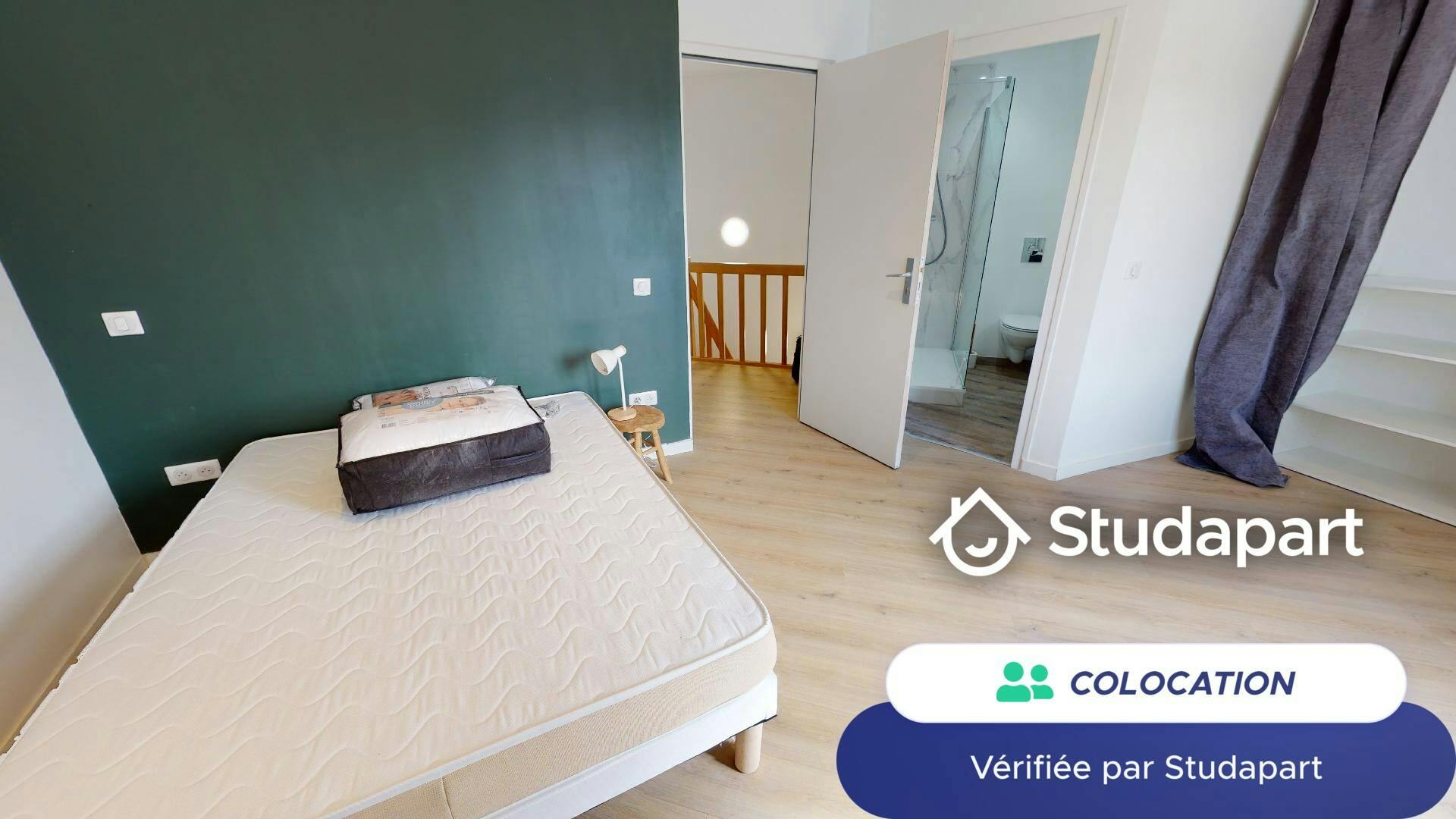 Private room for rent on Rue des Dondaines, Lille - Plus