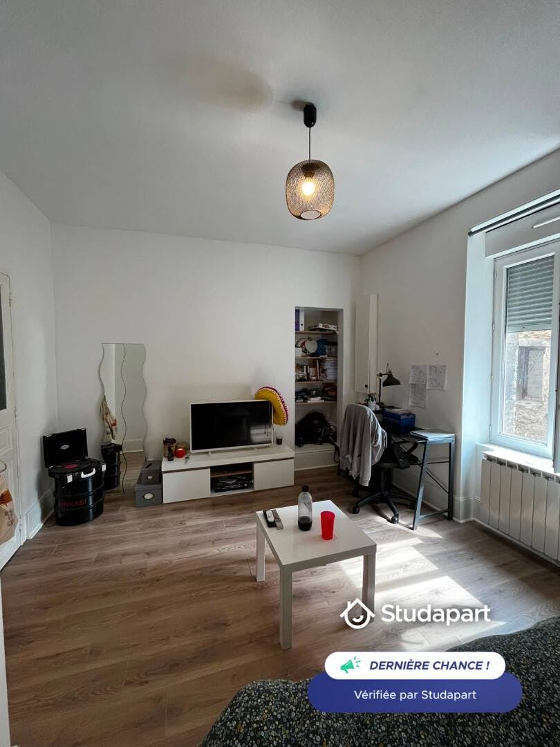 Appartement à louer pour 660 €/mois à Dijon, Rue Jean Jacques Rousseau
