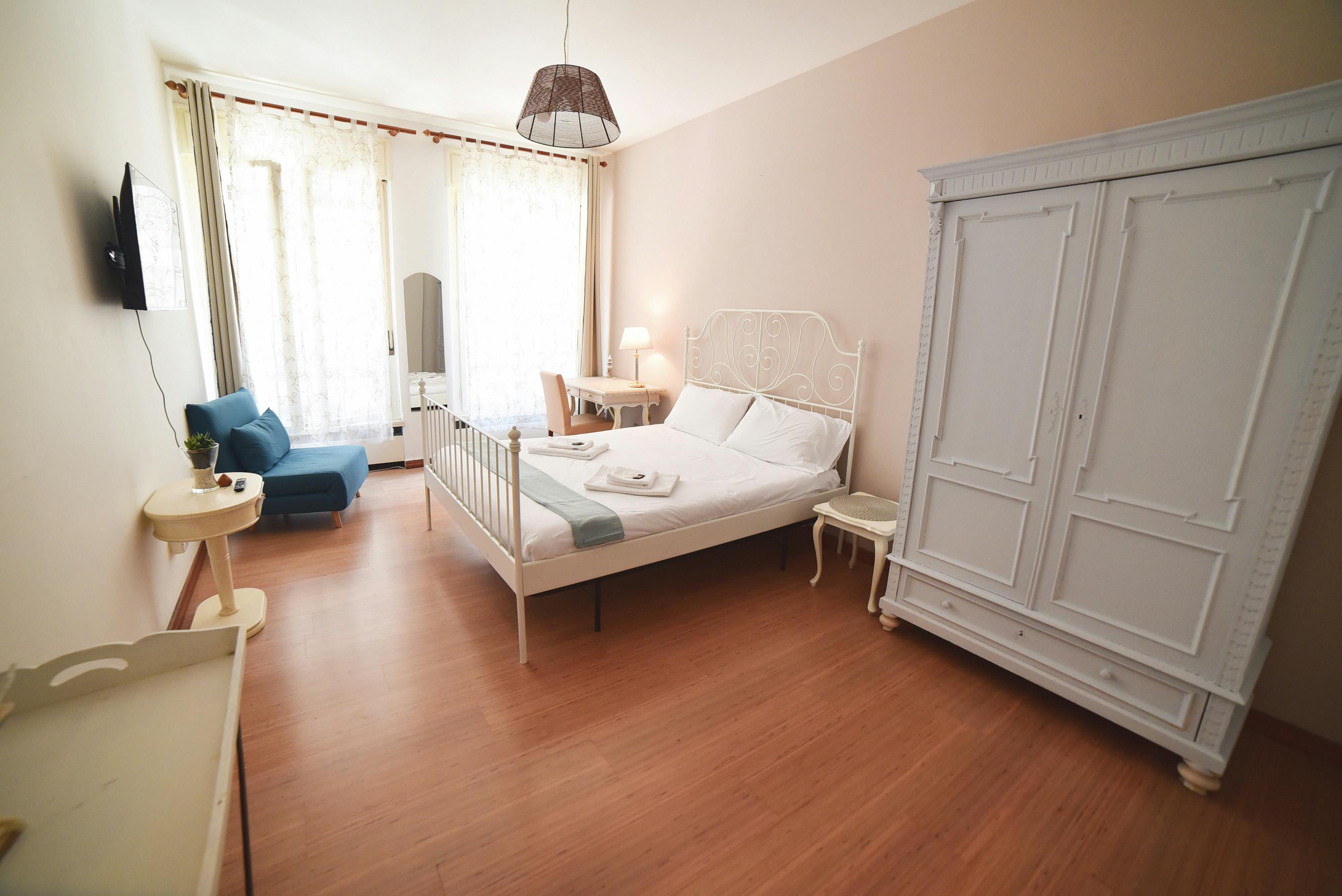 Private room for rent for €760 per month in Trieste, Via Armando Diaz