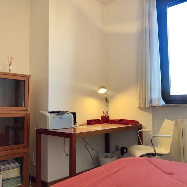 Chambre privée à louer pour 550 €/mois à Pregnana Milanese, Via IV Novembre