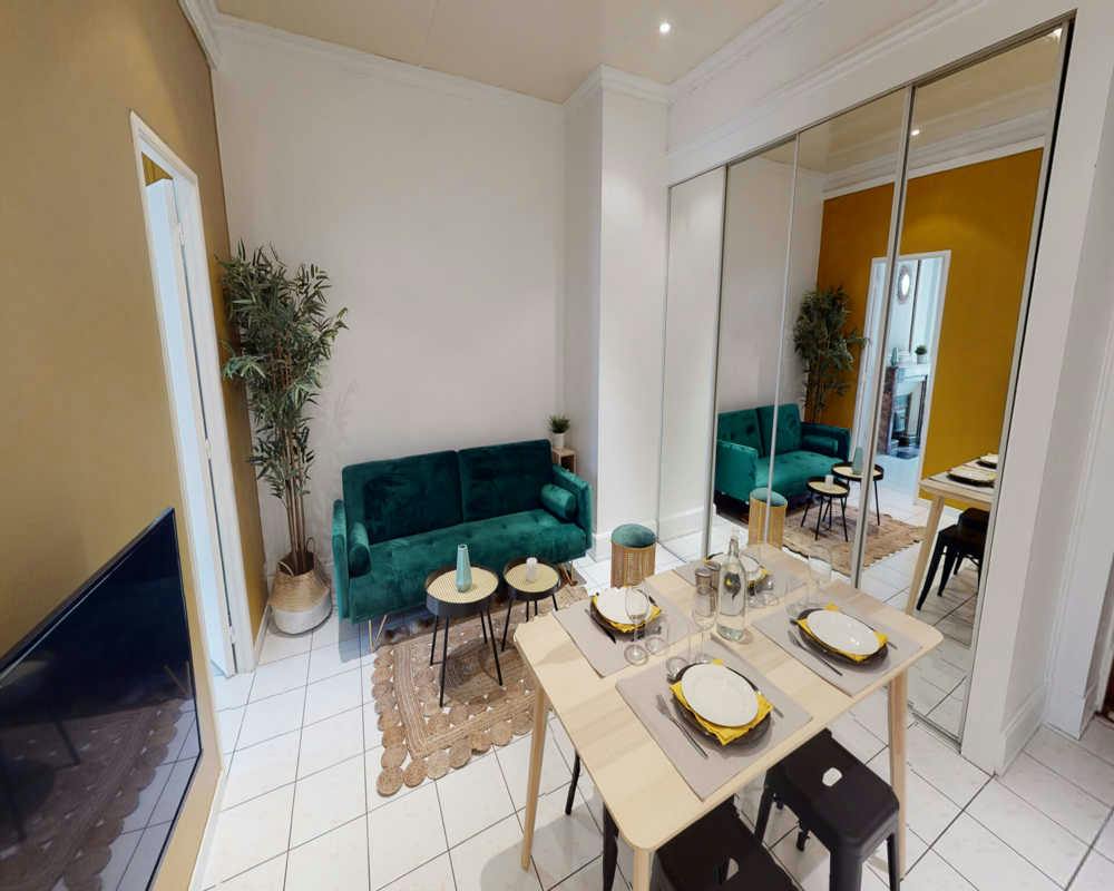 Private room for rent on Rue de Marseille, Lyon - Plus