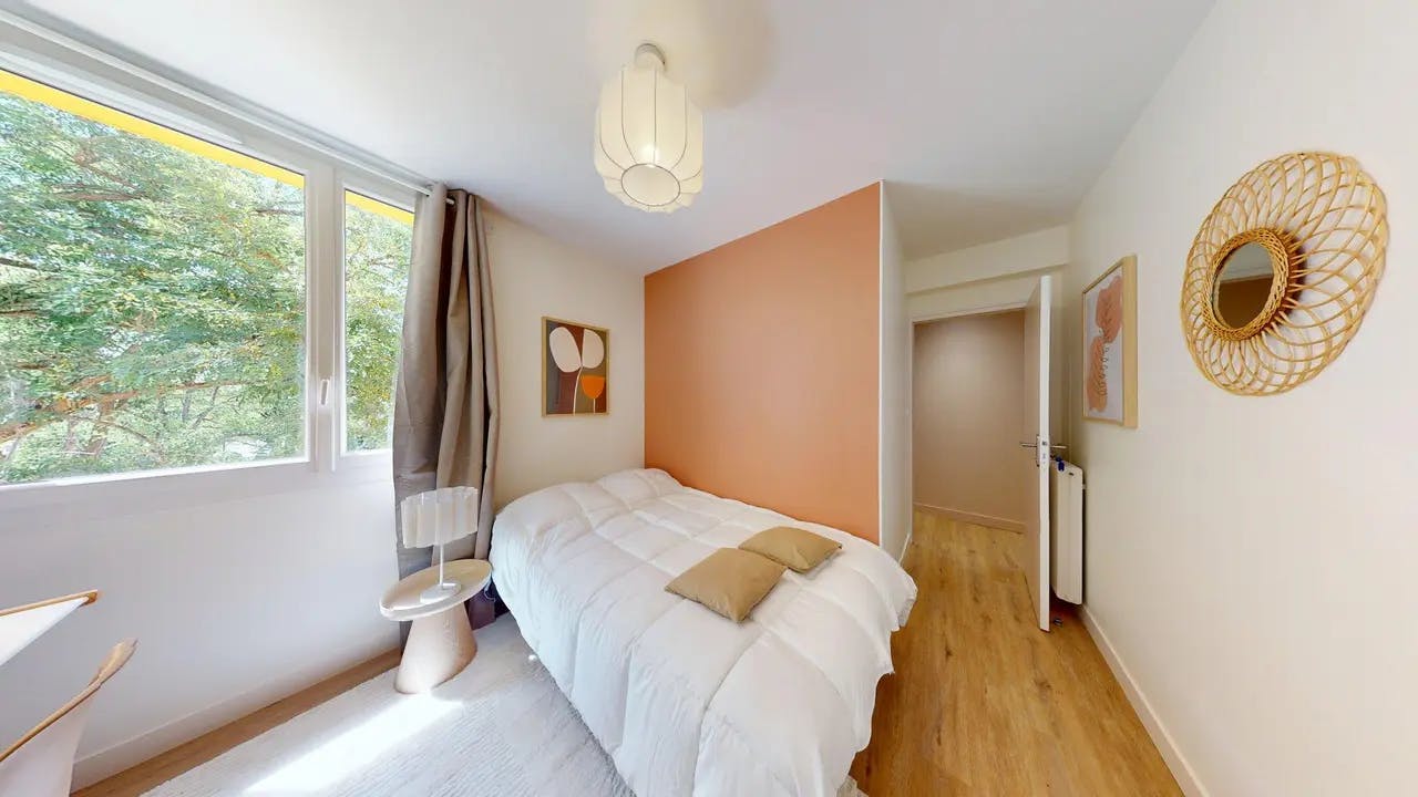 Private room in Carré de Saxe, Rennes (1718116) room image 1