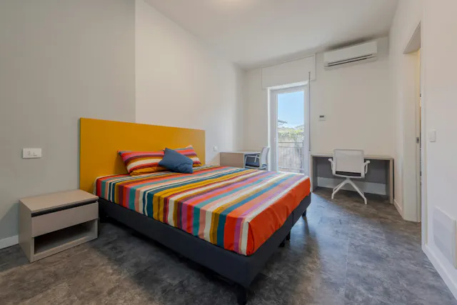Shared room in Via Giulio Togni, Brescia (1718143) room image 1
