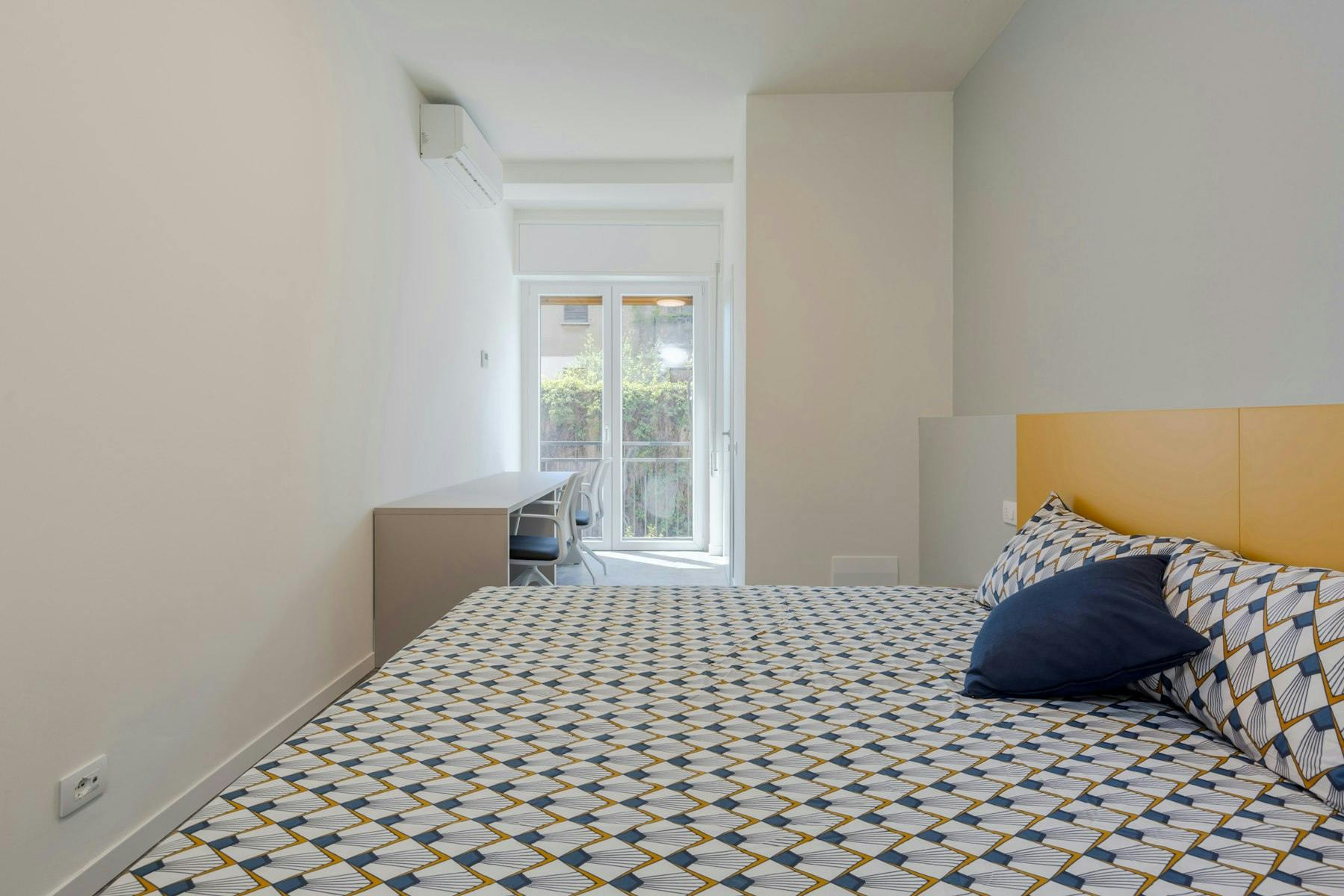 共用房间 正在以 €250 的月租出租，其位于 Brescia, Via Giulio Togni