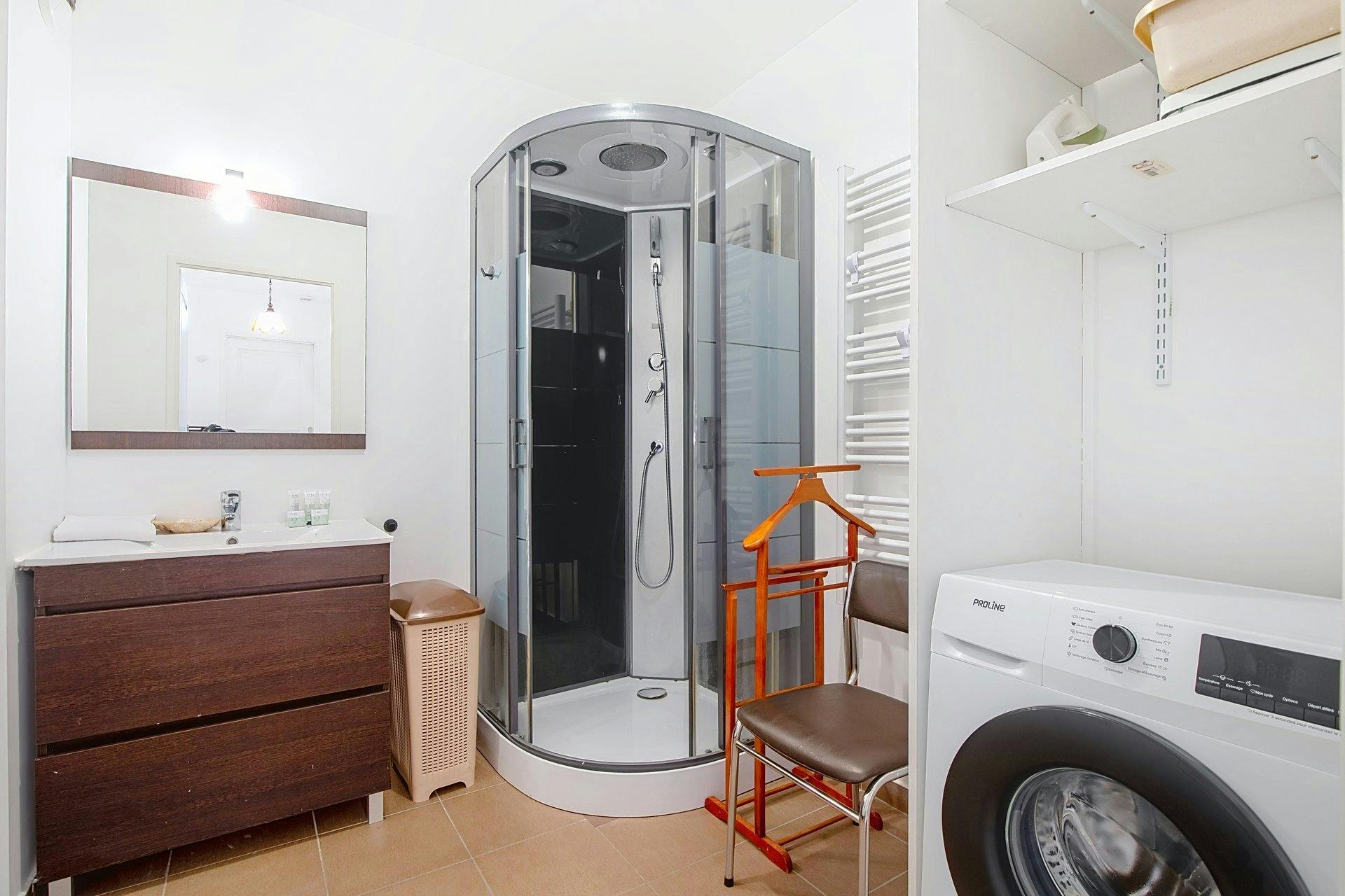 1-Bedroom Apartment in Avenue de Verdun, Romainville (1718194) ROOM 4
