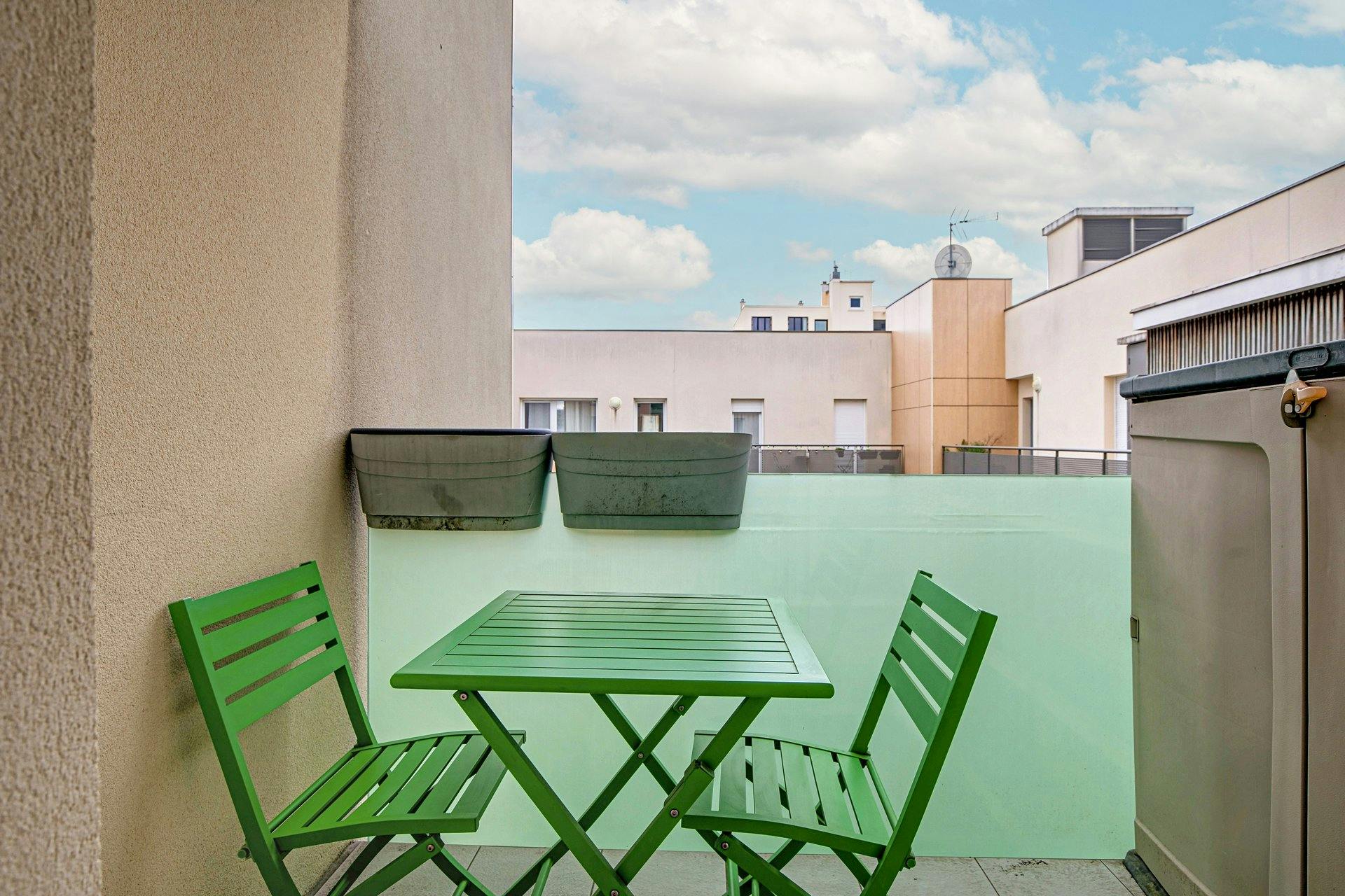 1-Bedroom Apartment in Avenue de Verdun, Romainville (1718194) ROOM 2