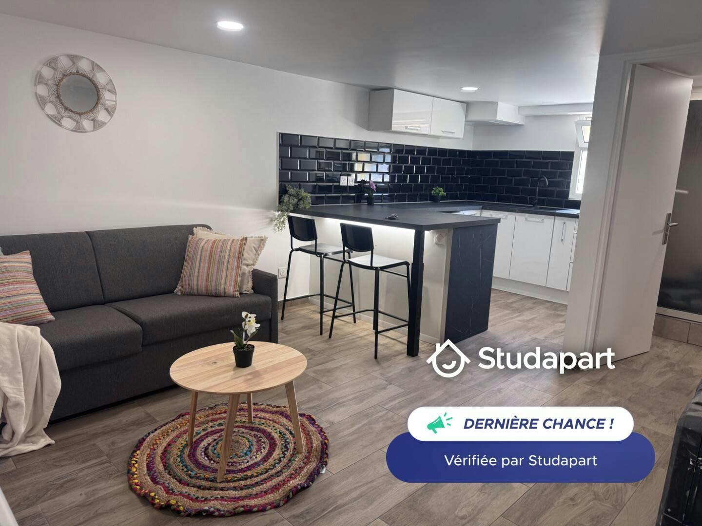 Apartment for rent for €750 per month in Ris-Orangis, Rue de Fromont