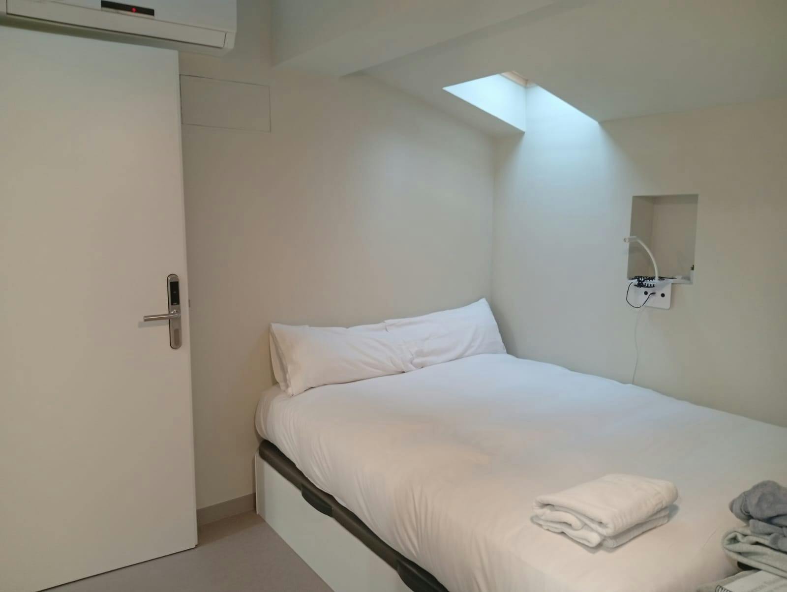 Private room for rent for €1,200 per month in Santiago de Compostela, Plaza de San Martiño