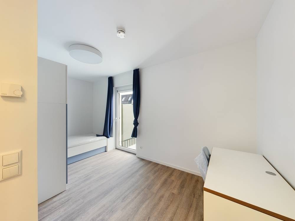 Private room in Rathenaustraße, Berlin (1718332) room image 1