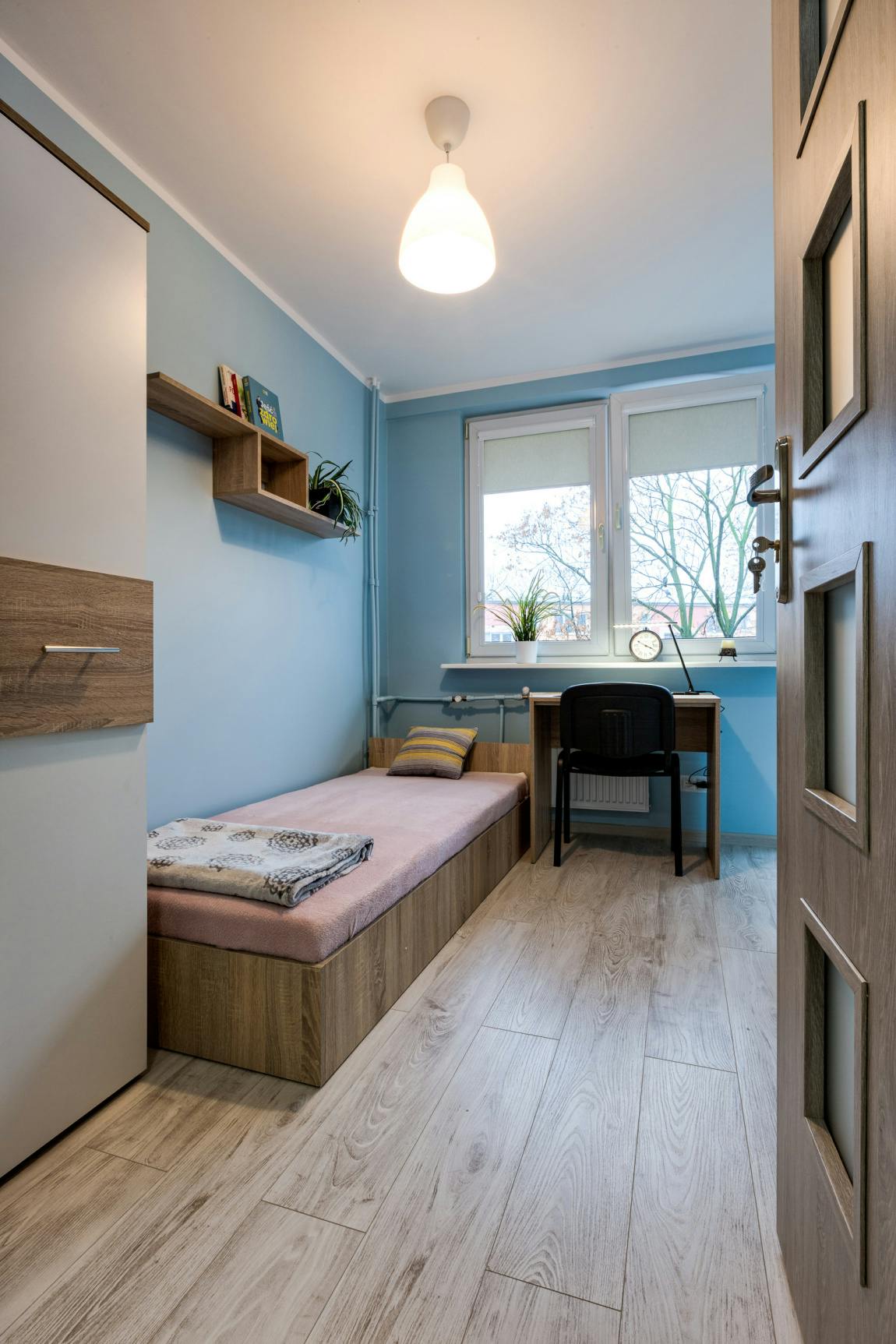 Ostrobramska, Warsaw preview