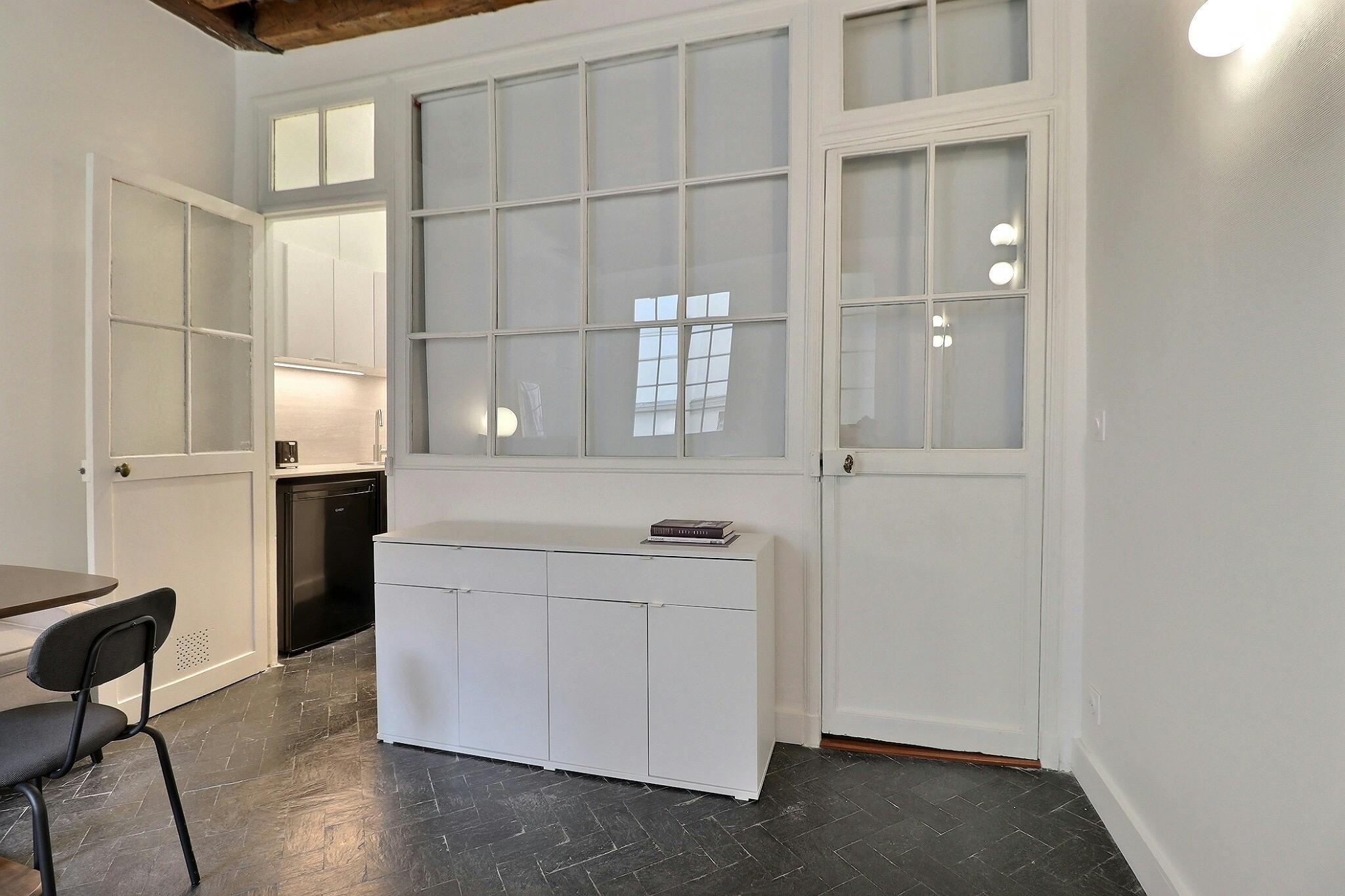 1-Bedroom Apartment in Rue Vieille du Temple, Paris (1718602) room image 30