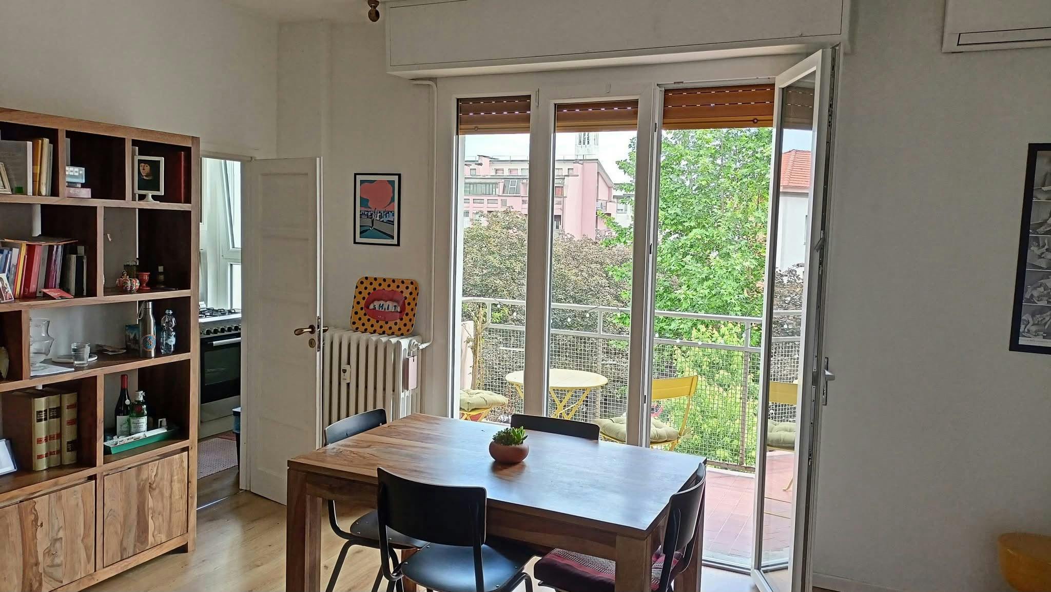 Appartement te huur voor € 800 per maand in Milan, Via Cesare Ajraghi