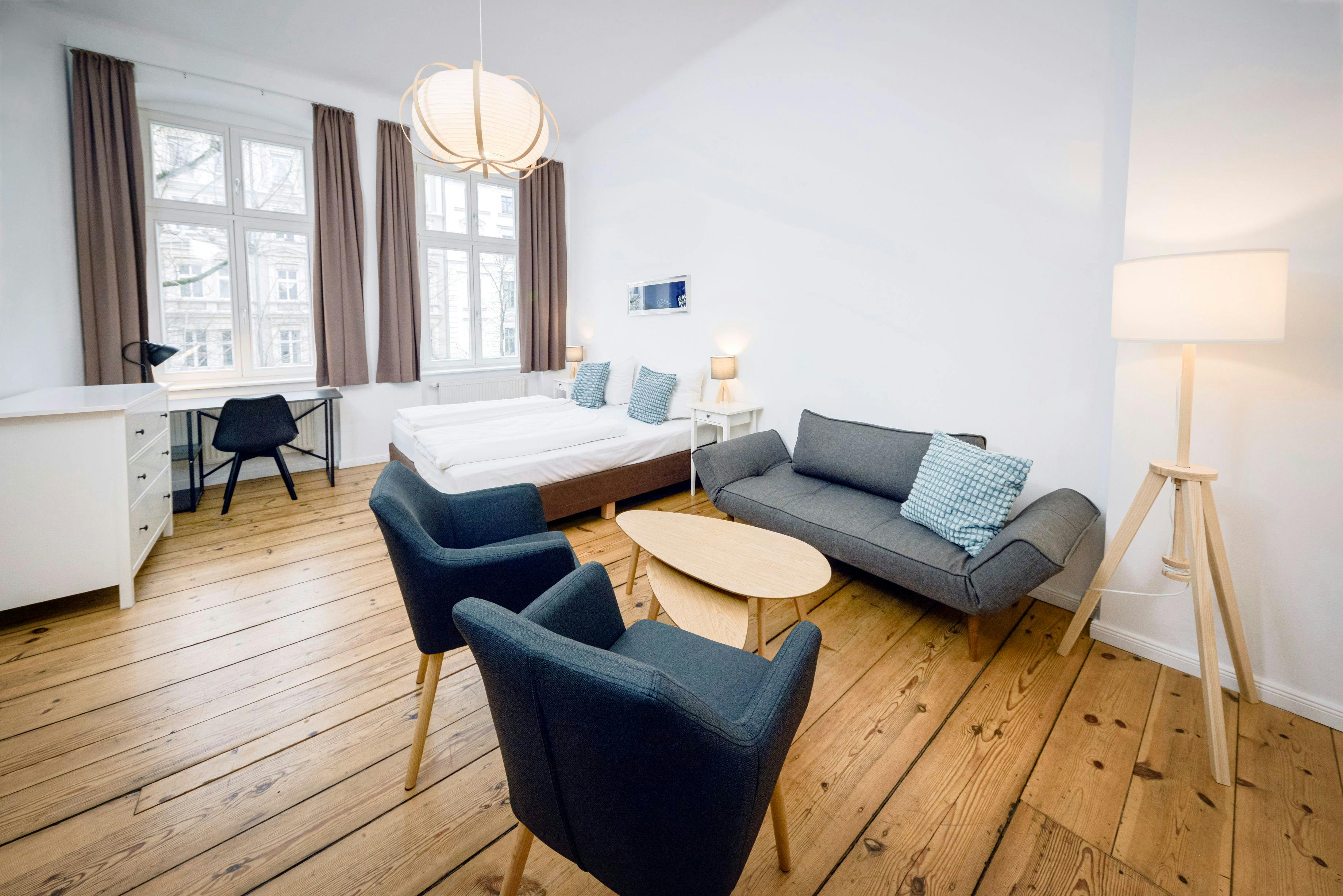 3-Bedroom Apartment in Metzer Straße, Berlin (1718661) room image 1