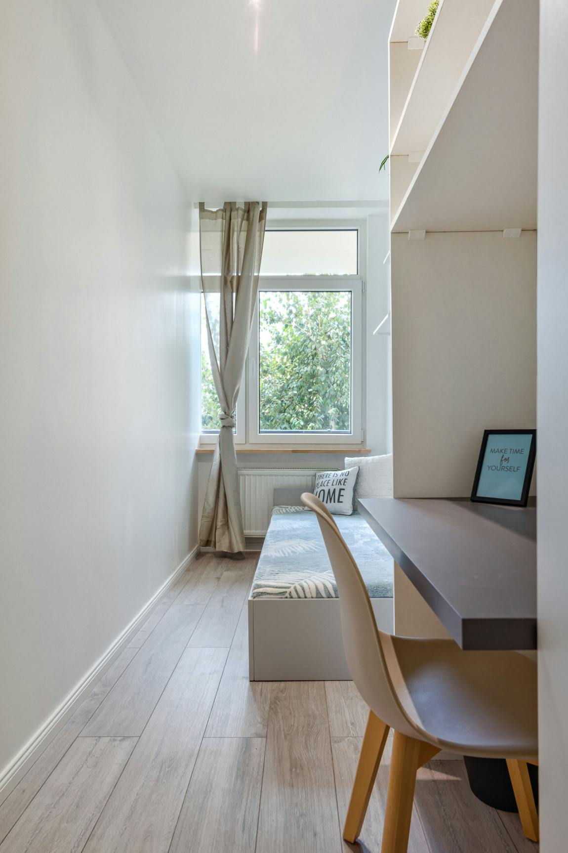 Aleja Armii Ludowej, Warsaw preview