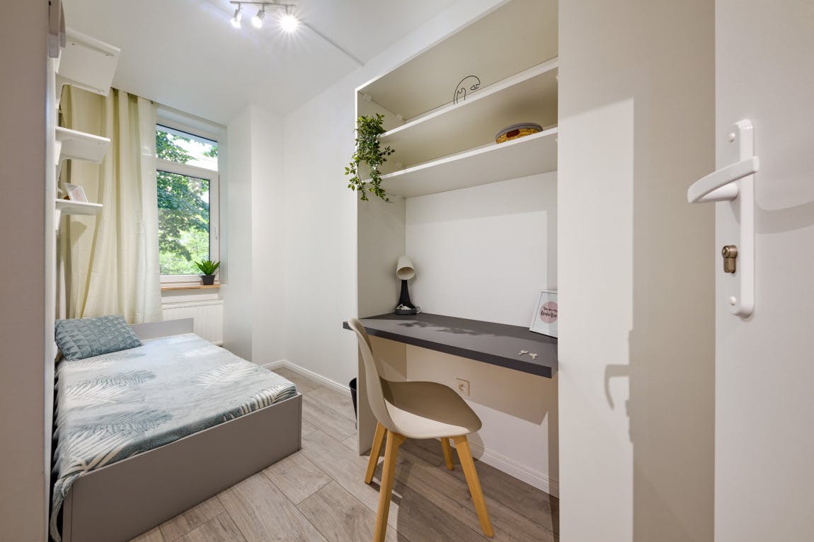 Aleja Armii Ludowej, Warsaw preview