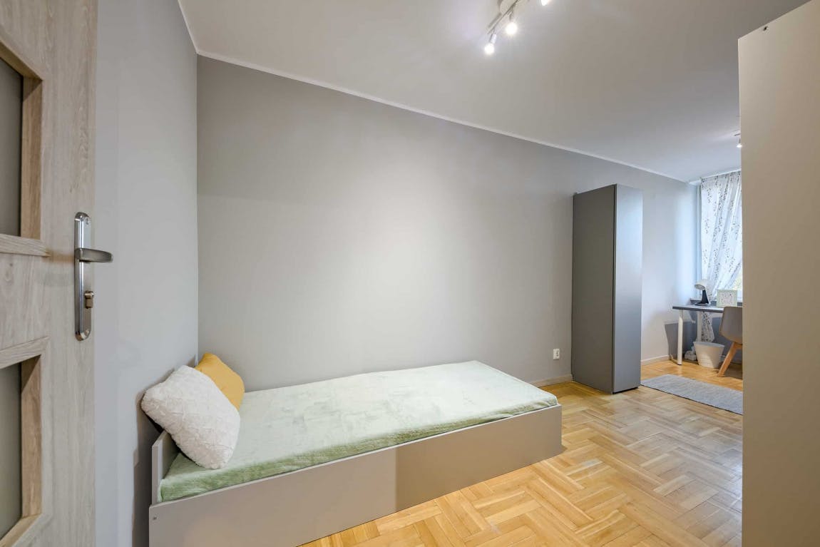 Bracławska, Warsaw preview