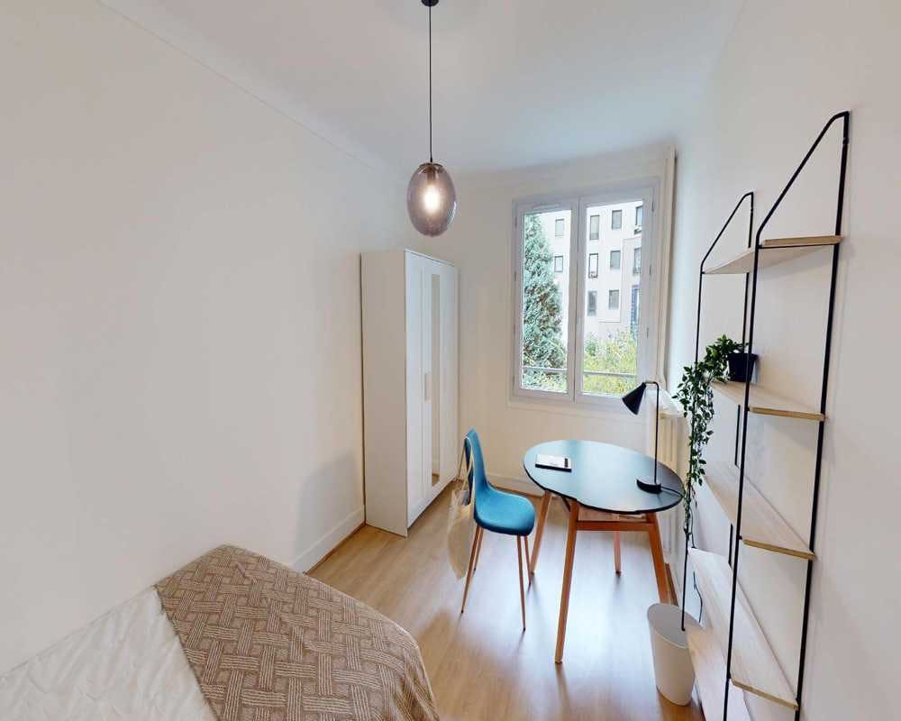 Rue de Saussure, Paris preview