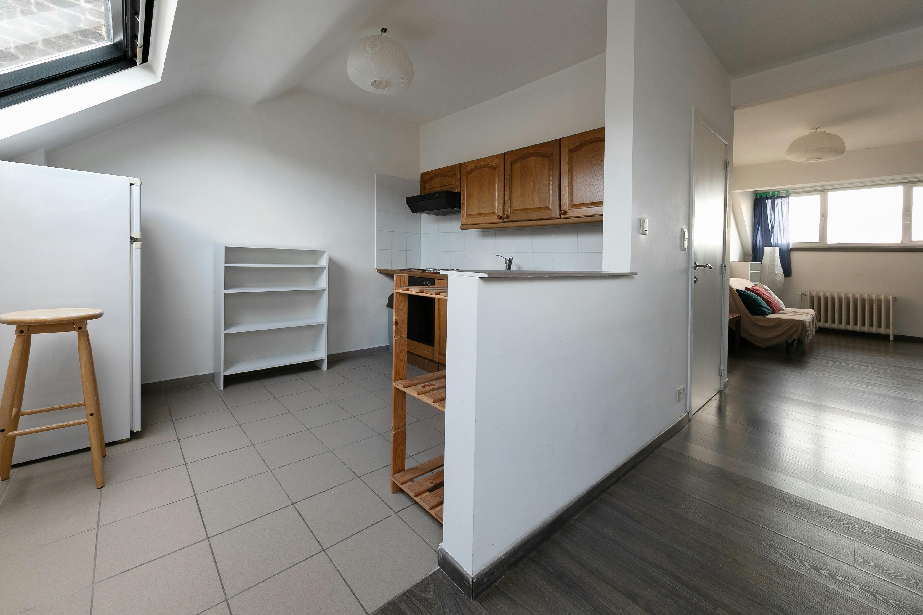 Appartement à louer pour 990 €/mois à Brussels, Boulevard Clovis