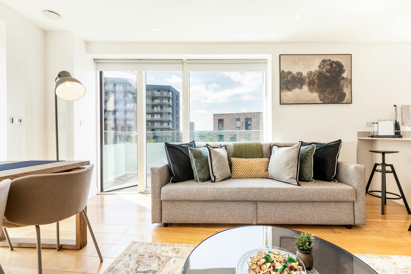 Appartamento in affitto a 4256 £ al mese a London, West Parkside