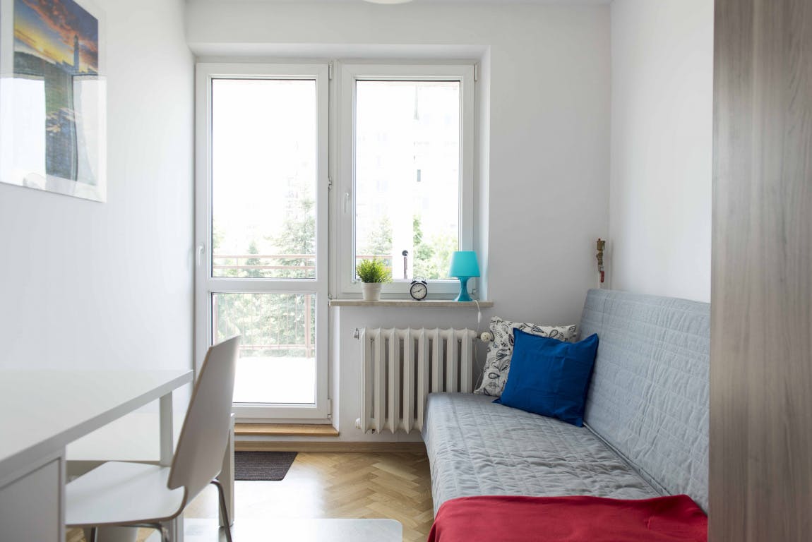 Na Uboczu, Warsaw preview