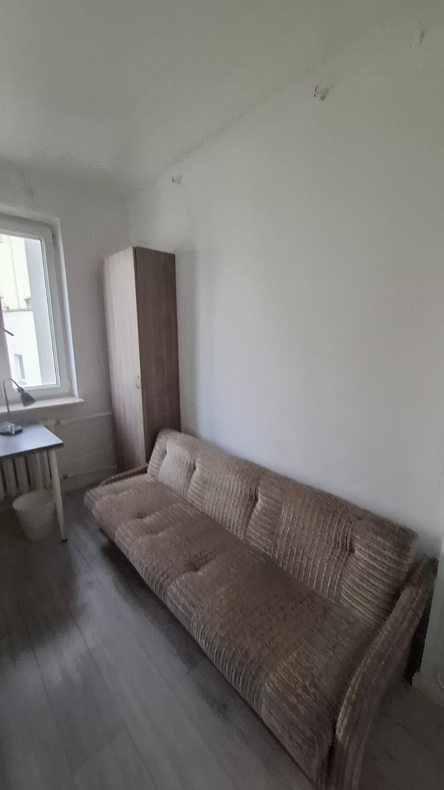 Na Uboczu, Warsaw preview