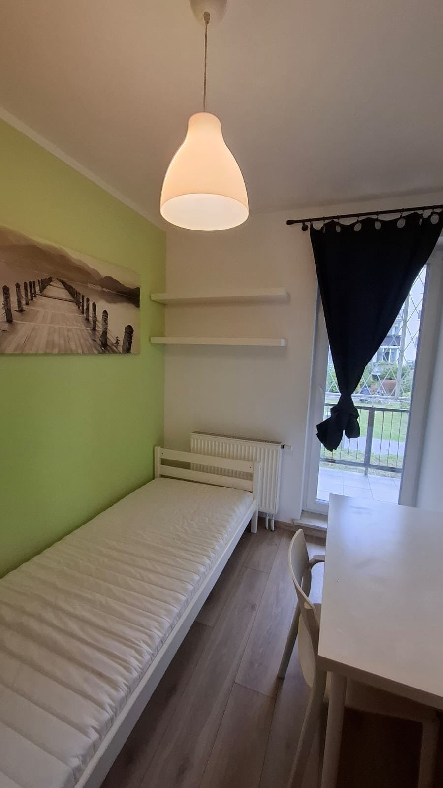 Na Uboczu, Warsaw preview