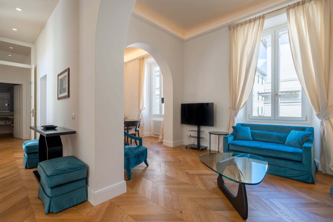 2-Bedroom Apartment in Via Sant'Onofrio, Florence (1719381) ROOM 2