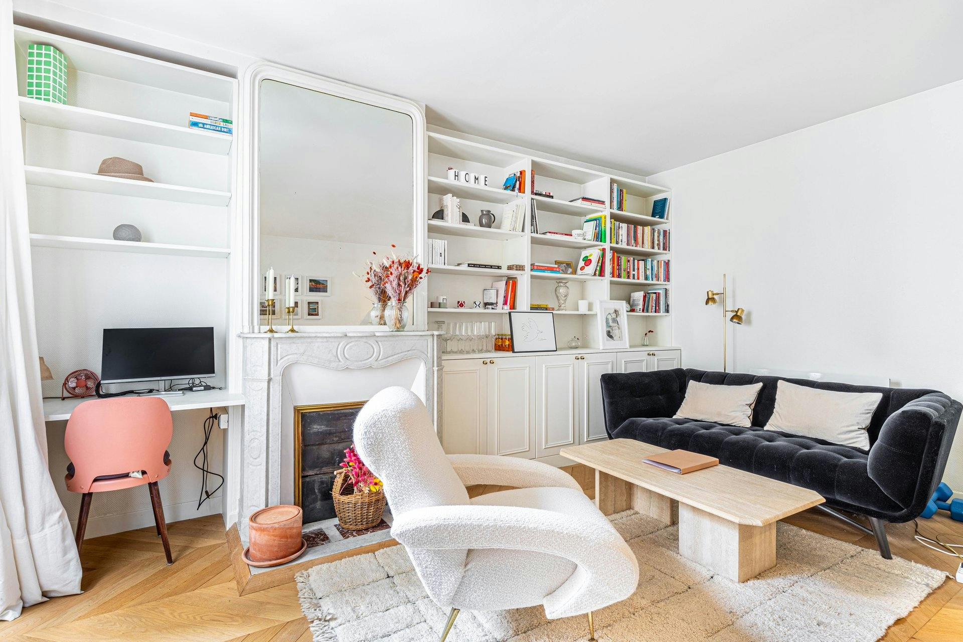 1-Bedroom House in Rue Trousseau, Paris (1719415) ROOM