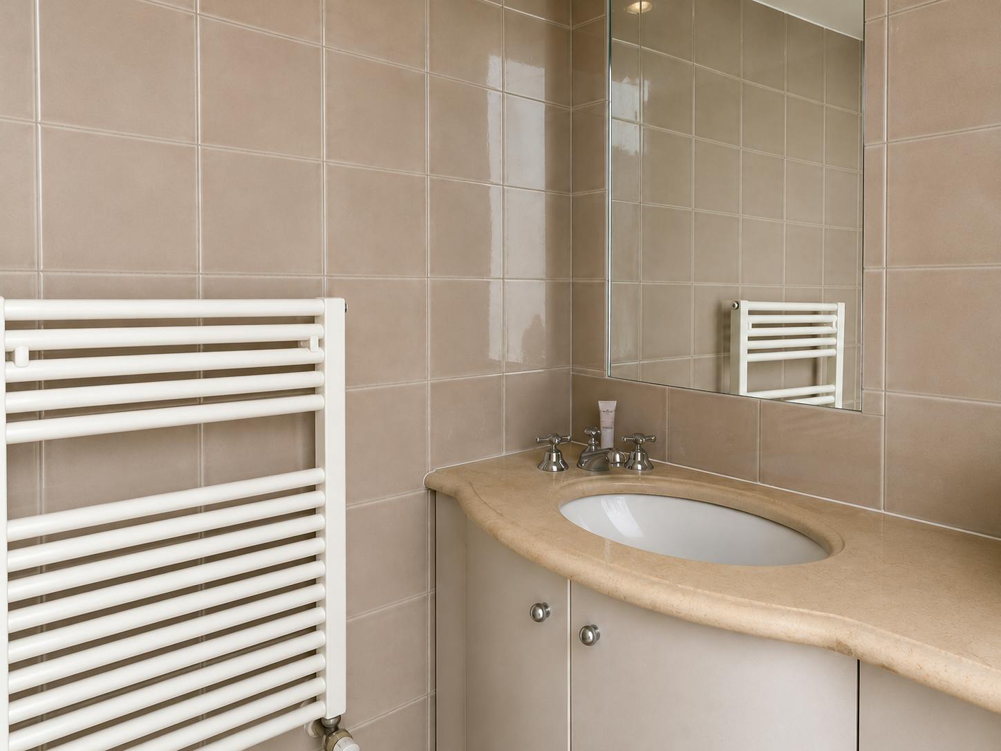 1-Bedroom Apartment in Rue Paul Valéry, Paris (1719433) room image 32