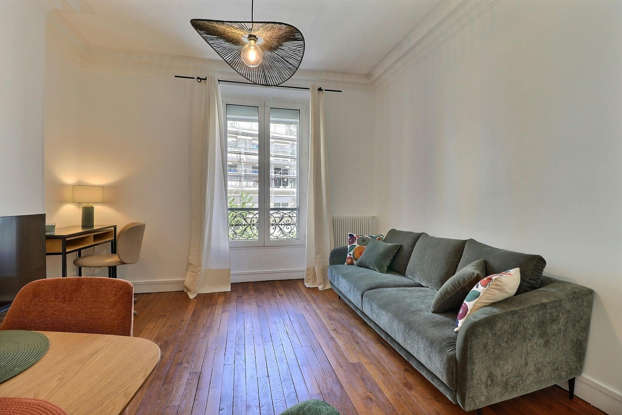 Rue de la Véga, Paris preview