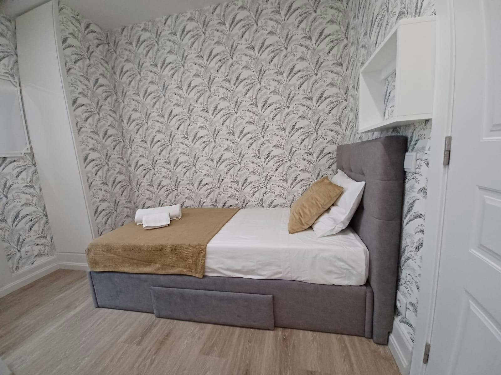 Studio for rent for €550 per month in Coimbra, Rua da Sofia